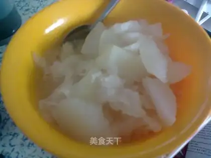 Tremella pear water