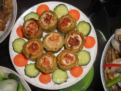 Pan-fried bitter gourd dumpling