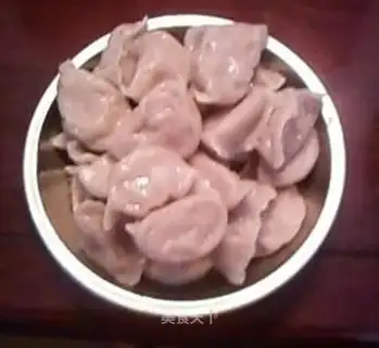 Chinese cabbage and meat dumplings