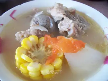 Corn bone soup