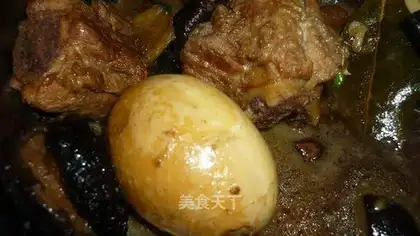 Stewed egg with mushroom ribs