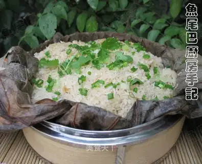 Lotus leaf pork ribs rice