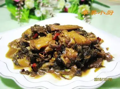 stir-fried chicken with plum vegetables