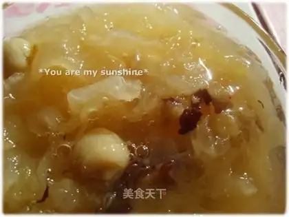 Tremella lotus seed soup