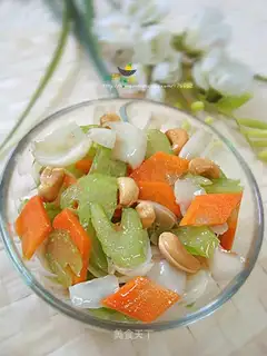 stir-fried cashew nuts with celery and lily