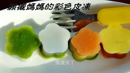 Colored meat jelly