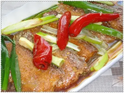 Scallion fragrant hairtail