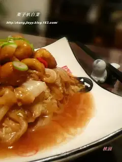 Stewed cabbage with chestnuts in soup