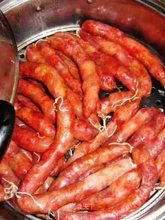 Spicy sausages from the river