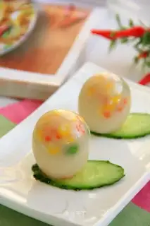 Colour crystal eggs