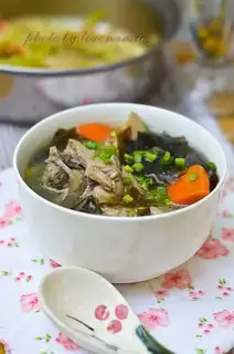 Bones with soup