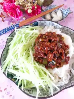 Old Beijing noodles