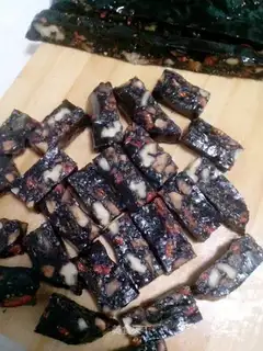 I'll make some blood and make some cake