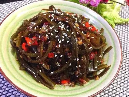 Spicy seaweed
