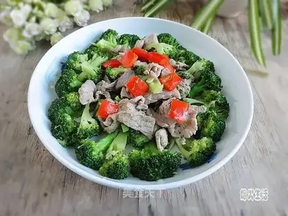 Meatloaf with broccoli