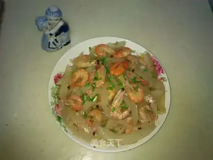 Shrimp with carrots