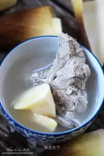 Spring chop soup