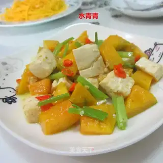 The tofu with the pumpkin