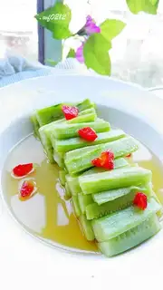 Sour cucumber bar