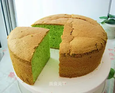 Eight inches of spinach cake