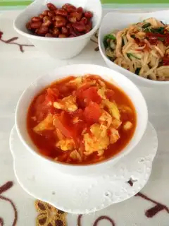 Tomato fried eggs