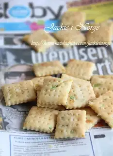 Onion soda cookies