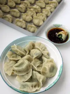 Goose omelet dumplings