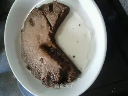 Slurped chocolate dent cake
