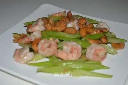Celery cashew shrimp