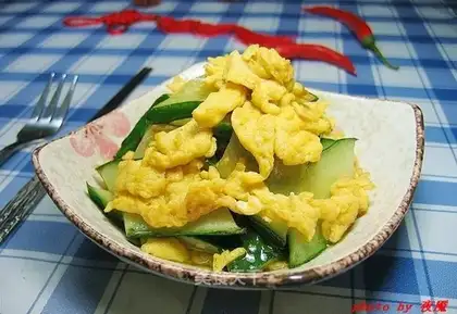 cucumber fried eggs