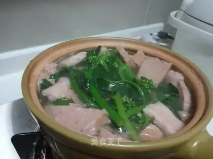 Lunch meat and vegetables