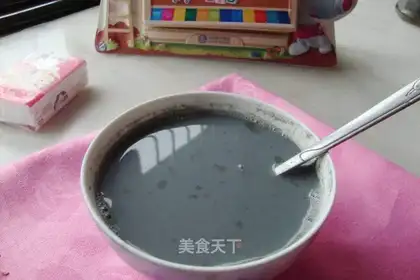 Black sesame soy sauce