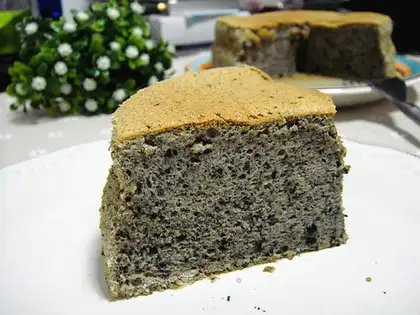 Black sesame ricin cake