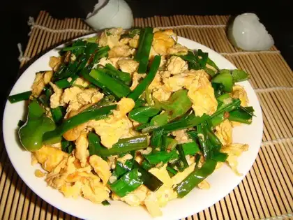 Garlic duck eggs