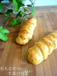 caterpillar bread