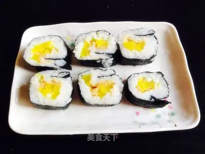 Meat pine sushi
