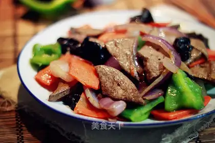 Onion fried liver