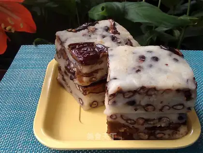 Red bean date rice cake