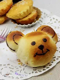 Bear bread