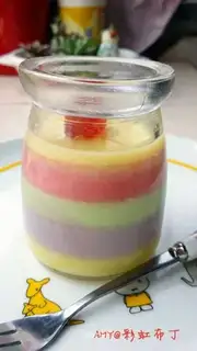 Rainbow pudding