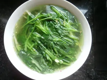 Vegetable spinach soup