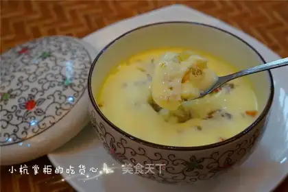 Peach geled snow omelet