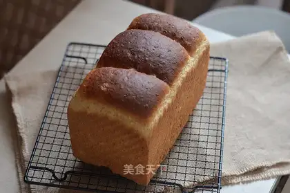 Honey, full of wheat toast