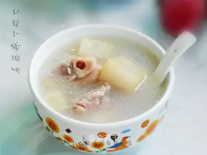 Piggy hoof soup