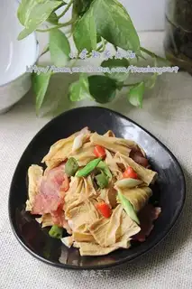 Spicy bean skin