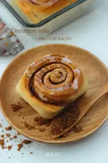 Cinnamon rolls