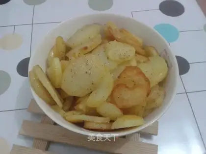 Pretzel potato chips