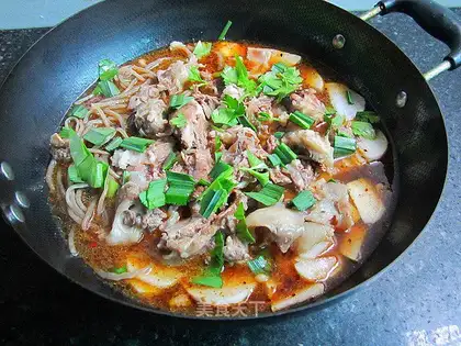 Piggy-head radish pot