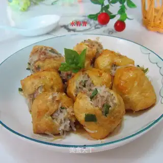 A fan of pork tofu