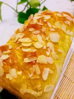 Almond toast